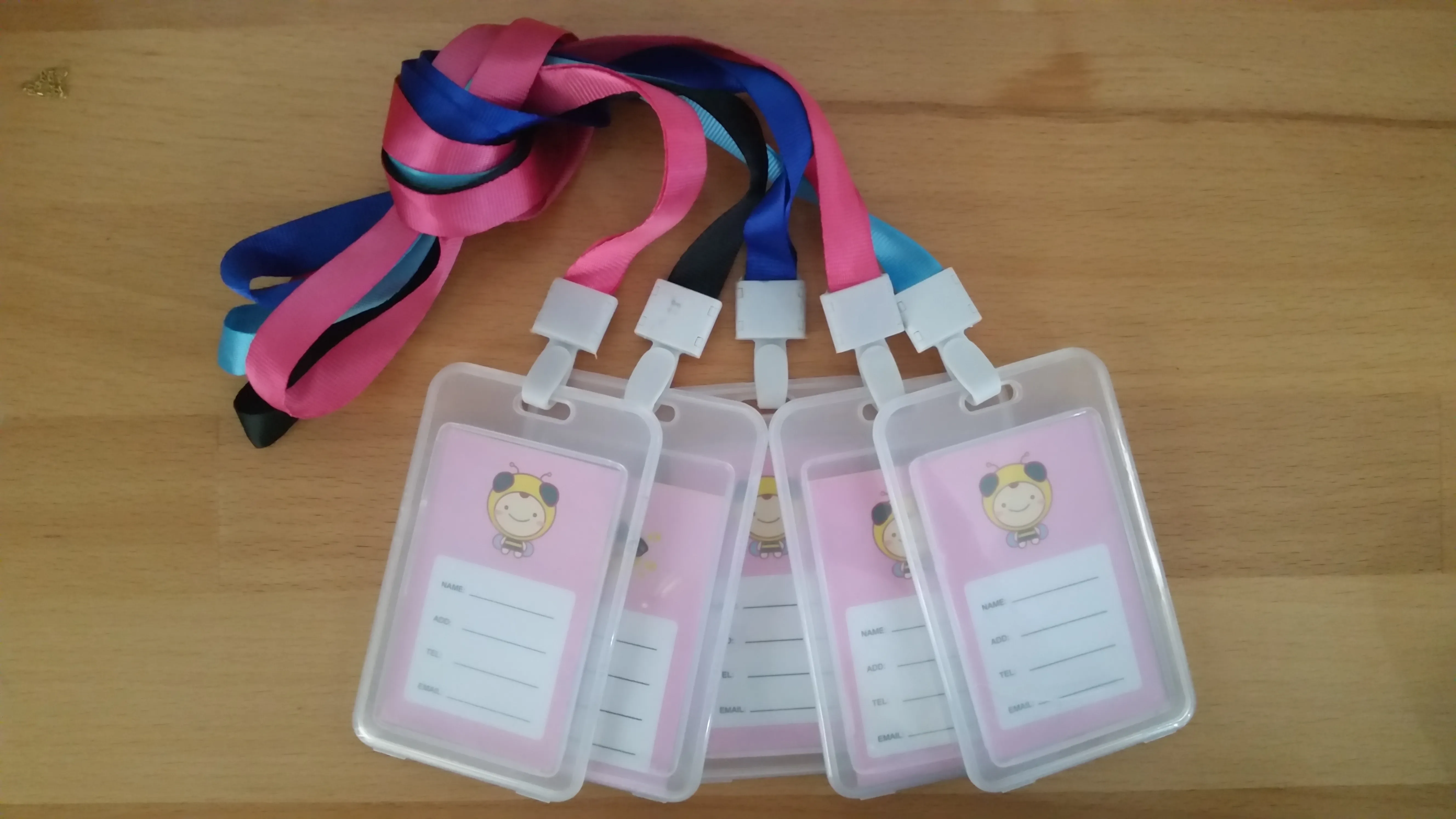 PORTA GAFETE ECONOMICO