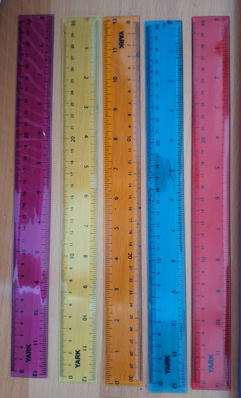 REGLA DE COLORES TRANSPARENTE 30CM