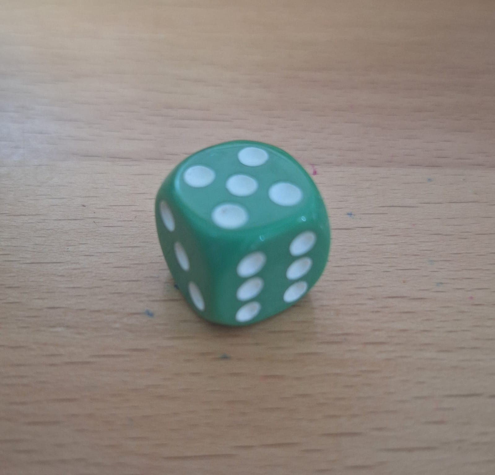 DADOS PASCUA 16MM