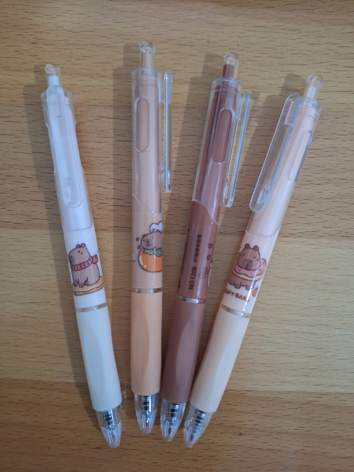 PLUMA DE CAPIBARA TINTA NEGRA