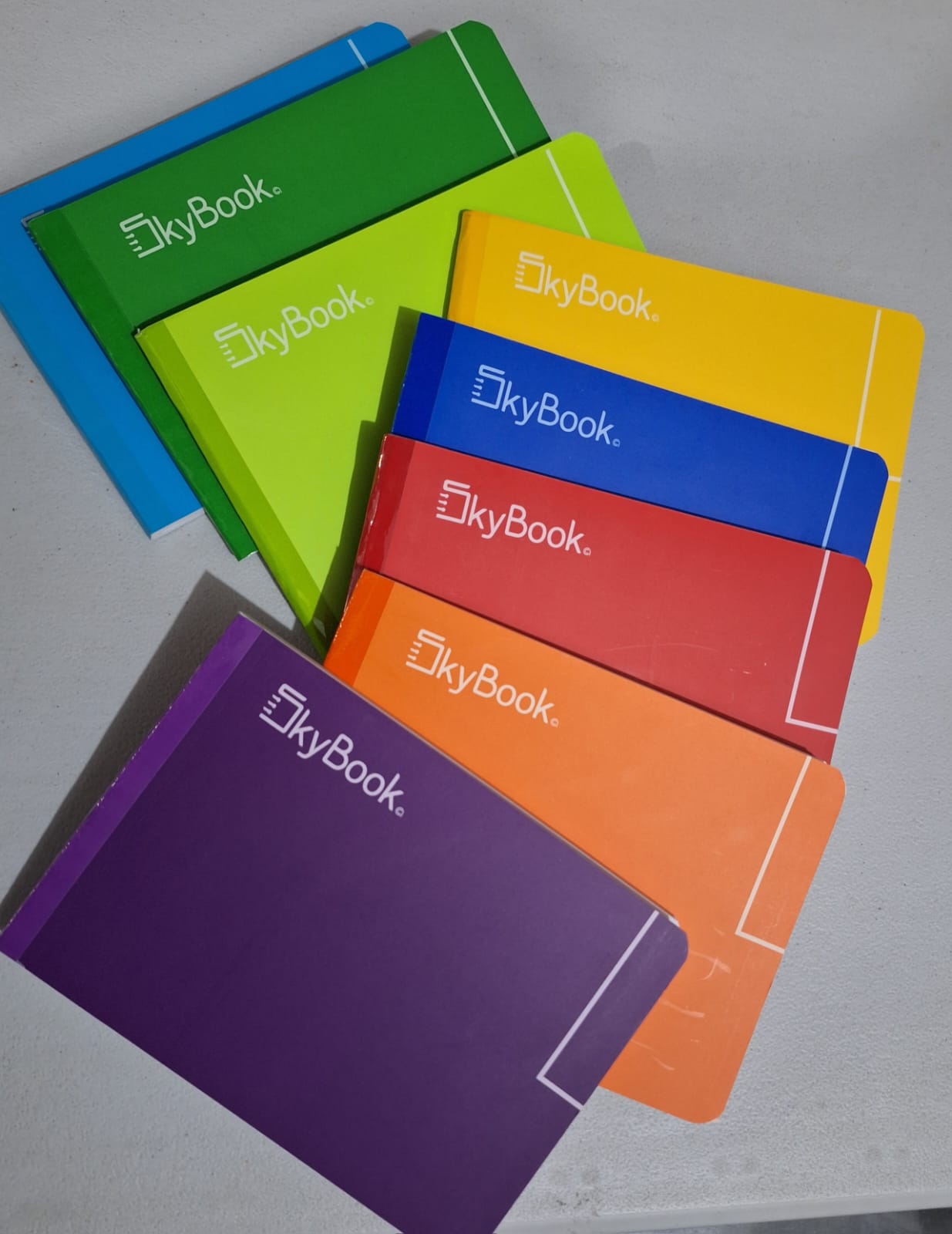CUADERNO SKYBOOK COSIDO ITALIANO CUADRO 7MM