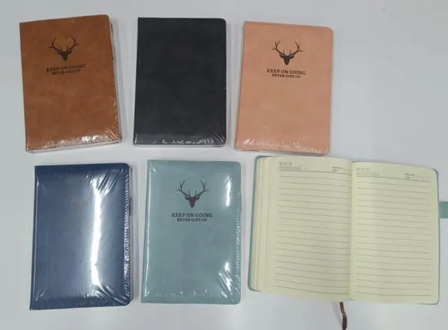 LIBRETA DE VINIPIEL RENO RAYA