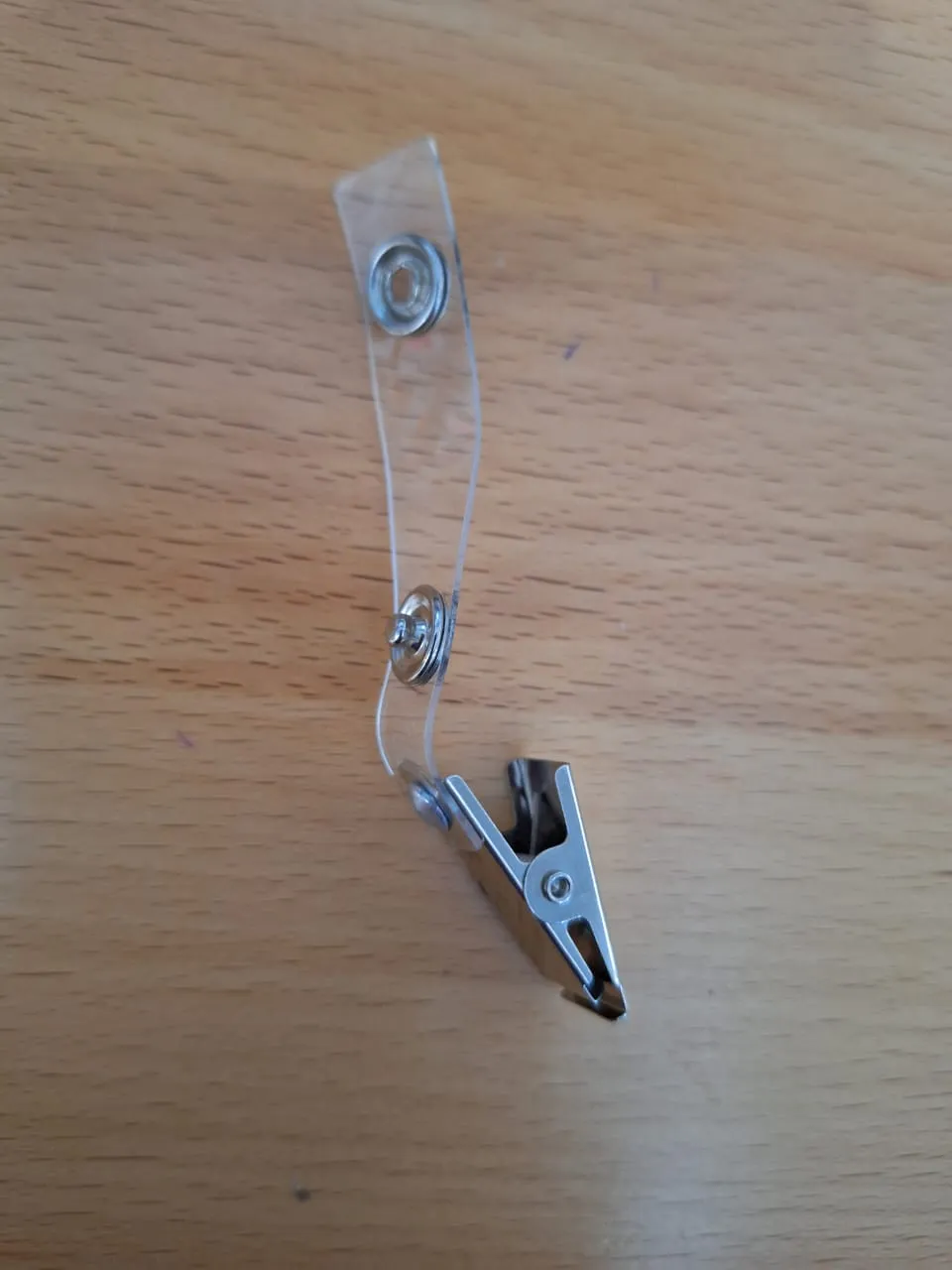 BROCHE DE PORTA CREDENCIAL